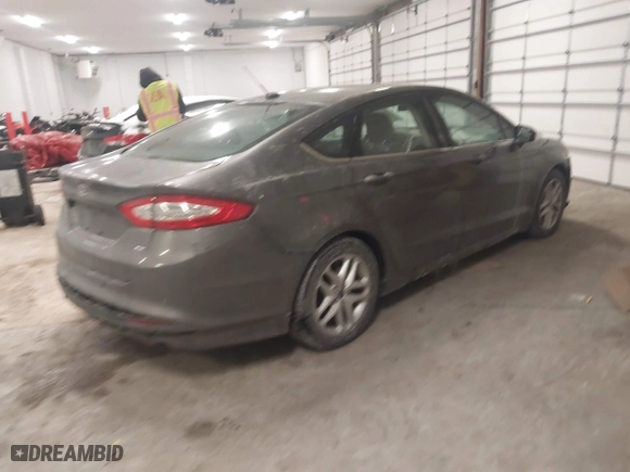 2014 Ford Fusion SE with VIN 1FA6P0H73E5389384, listed as a IAAI auction lot 41387809 with 164,490 mi miles. Bid and sale history available at carsss.com. Image 4.