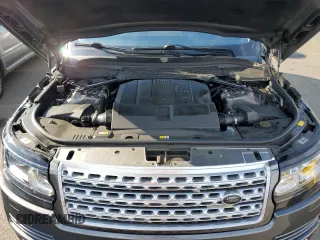 2016 Land Rover Range Rover HSE z VIN SALGS2PF3GA317640, wystawiony jako Copart lot #62923315 z przebiegiem 95 924 mil mil oraz Czysty tytuł • Clean title. Historia ofert i sprzedaży dostępna na DreamBid. Obrazek 12.