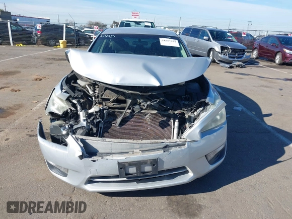 2014 Nissan Altima SV with VIN 1N4AL3AP4EC403967, listed as a IAAI auction lot 41557234 with 243,410 mi miles and . Bid and sale history available at DreamBid. Image 6.