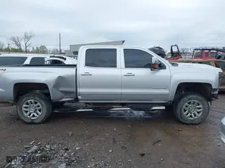 2019 Chevrolet Silverado 2500HD LTZ with VIN 1GC1KTEY0KF116765, listed as a IAAI auction lot 41941751 with 1 mi miles. Bid and sale history available at carsss.com. Image 13.