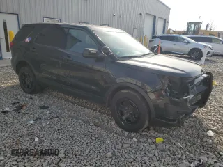 2016 Ford Utility Police Interceptor with VIN 1FM5K8AR8GGA19338, listed as a Copart auction lot 78817264 with 112,397 mi miles and Clean Title. Bid and sale history available at carsss.com. Image 4.