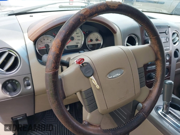2005 Ford F-150 XLT with VIN 1FTPW12535KD49015, listed as a IAAI auction lot 42406376 with 287,458 mi miles and . Bid and sale history available at DreamBid. Image 11.
