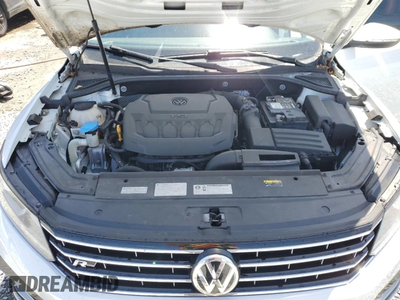 2018 Volkswagen Passat S z VIN 1VWAA7A34JC046737, wystawiony jako Copart lot #54478135 z przebiegiem 70 530 mil mil oraz Nie do naprawy • Non repairable. Historia ofert i sprzedaży dostępna na DreamBid. Obrazek 11.