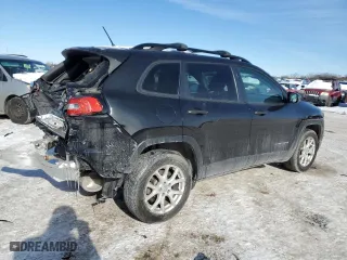 2016 Jeep Cherokee Sport with VIN 1C4PJMABXGW290175, listed as a Copart auction lot 45765355 with 206,146 mi miles and Salvage Title. Bid and sale history available at carsss.com. Image 3.