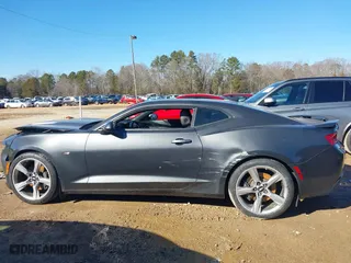 2016 Chevrolet Camaro 2SS with VIN 1G1FG1R71G0122171, listed as a IAAI auction lot 41304137 with 1 mi miles. Bid and sale history available at carsss.com. Image 13.