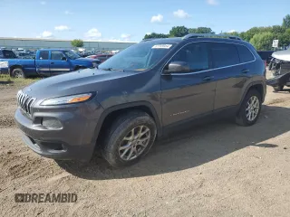 2015 Jeep Cherokee North with VIN 1C4PJMCSXFW582677, listed as a Copart auction lot 67999984 with 220,045 mi miles and Salvage Title. Bid and sale history available at carsss.com. Image 1.