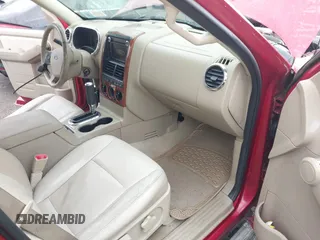 2008 Ford Explorer Eddie Bauer with VIN 1FMEU74E38UA29713, listed as a IAAI auction lot 42193657 with 109,966 mi miles. Bid and sale history available at carsss.com. Image 5.