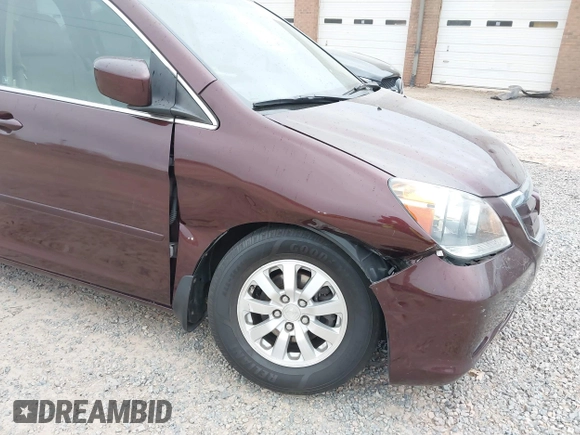 2010 Honda Odyssey EX-L with VIN 5FNRL3H77AB017916, listed as a IAAI auction lot 41855368 with 204,567 mi miles. Bid and sale history available at carsss.com. Image 6.