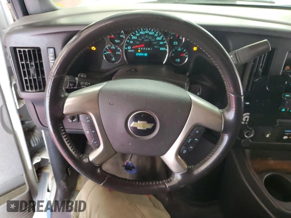 2017 Chevrolet Express Cargo с VIN 1GCWGAFF0H1275199, выставлен на аукционе IAAI как лот 42621702 с пробегом 171 974 миль миль и . История ставок и продаж доступна на DreamBid. Изображение 8.