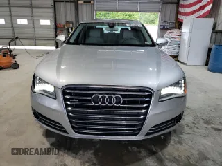 2012 Audi A8 z VIN WAURVAFD4CN038599, wystawiony jako Copart lot #59554025 z przebiegiem 93 334 mil mil oraz Szkoda całkowita • Salvage title. Historia ofert i sprzedaży dostępna na DreamBid. Obrazek 5.