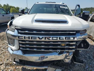 2022 Chevrolet Silverado 3500HD LTZ with VIN 1GC4YUEY2NF251316, listed as a Copart auction lot 68852394 with 26,932 mi miles and Salvage Title. Bid and sale history available at DreamBid. Image 12.