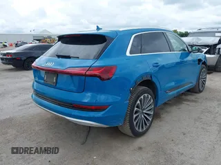 2019 Audi e-tron Prestige with VIN WA1VAAGE7KB005479, listed as a IAAI auction lot 42368177 with 30,736 mi miles and . Bid and sale history available at DreamBid. Image 4.