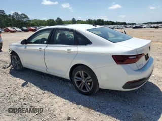 2024 Volkswagen Jetta SE z VIN 3VW7M7BU4RM065632, wystawiony jako Copart lot #53688545 z przebiegiem 18 766 mil mil oraz Szkoda całkowita • Salvage title. Historia ofert i sprzedaży dostępna na DreamBid. Obrazek 2.