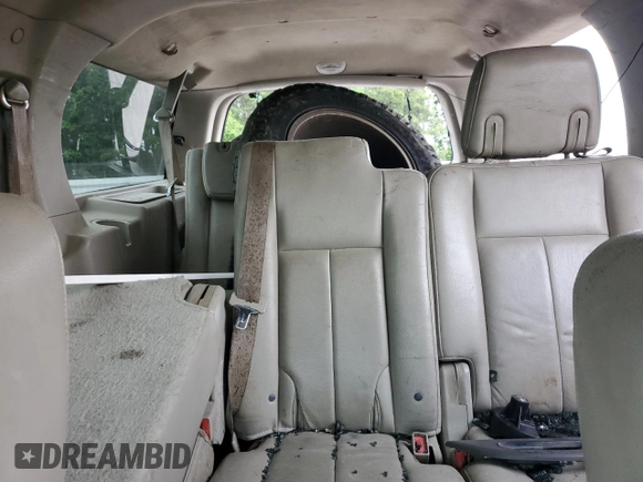 2008 Ford Expedition Max SSV z VIN 1FMFK165X8LA67501, wystawiony jako Copart lot #54390045 z przebiegiem 282 006 mil mil oraz Szkoda całkowita • Salvage title. Historia ofert i sprzedaży dostępna na DreamBid. Obrazek 10.
