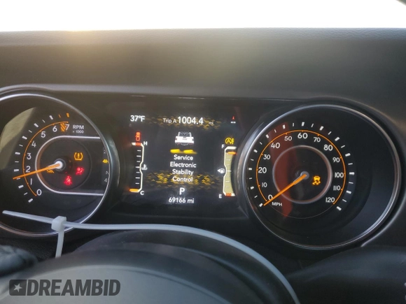2022 Jeep Gladiator Willys с VIN 1C6HJTAG8NL107002, выставлен на аукционе Copart как лот 85138204 с пробегом 69 166 миль миль и Списание • Salvage title. История ставок и продаж доступна на DreamBid. Изображение 9.