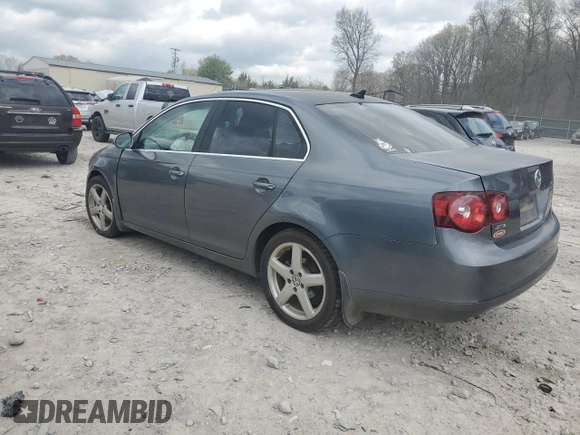 2010 Volkswagen Jetta TDI z VIN 3VWRL7AJ2AM148600, wystawiony jako Copart lot #51694565 z przebiegiem 342 094 mil mil oraz Szkoda całkowita • Salvage title. Historia ofert i sprzedaży dostępna na DreamBid. Obrazek 2.