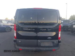 2017 Ford Transit XL с VIN 1FBZX2ZM8HKB08231, выставлен на аукционе IAAI как лот 41422653 с пробегом Не указан миль и . История ставок и продаж доступна на DreamBid. Изображение 17.
