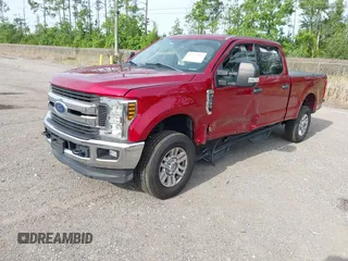 2019 Ford F-250 XL z VIN 1FT7W2B60KEC57384, wystawiony jako IAAI lot #42355105 z przebiegiem 99 354 mil mil oraz . Historia ofert i sprzedaży dostępna na DreamBid. Obrazek 18.