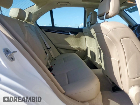 2014 Mercedes-Benz C 250 Sport with VIN WDDGF4HB5EA962960, listed as a Copart auction lot 62601655 with 34,620 mi miles and Salvage title. Bid and sale history available at DreamBid. Image 10.