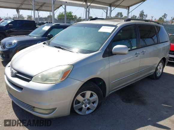 2004 Toyota Sienna XLE z VIN 5TDZA22C24S120232, wystawiony jako IAAI lot #42539225 z przebiegiem 141 481 mil mil oraz . Historia ofert i sprzedaży dostępna na DreamBid. Obrazek 2.