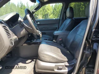 2011 Ford Escape Limited z VIN 1FMCU0E71BKC43259, wystawiony jako Copart lot #63933415 z przebiegiem 174 749 mil mil oraz Czysty tytuł • Clean title. Historia ofert i sprzedaży dostępna na DreamBid. Obrazek 7.