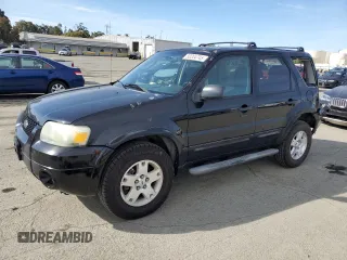 2007 Ford Escape XLT with VIN 1FMYU03197KA85751, listed as a Copart auction lot 50204745 with 120,196 mi miles and Salvage Title. Bid and sale history available at carsss.com. Image 1.