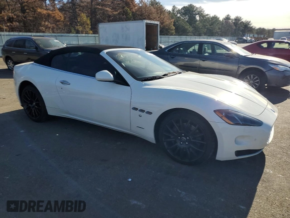 2015 Maserati GranTurismo Sport with VIN ZAM45MMAXF0155477, listed as a Copart auction lot 81116633 with 29,954 mi miles and Salvage title. Bid and sale history available at DreamBid. Image 4.