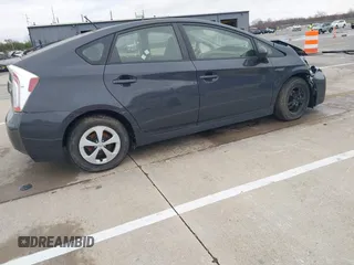 2015 Toyota Prius Four with VIN JTDKN3DU8F0433115, listed as a IAAI auction lot 40888177 with Not Provided miles and . Bid and sale history available at DreamBid. Image 4.