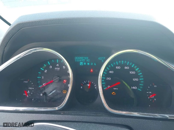 2010 Chevrolet Traverse LT w/1LT with VIN 1GNLRFED3AS116856, listed as a IAAI auction lot 41833663 with 181,695 mi miles. Bid and sale history available at carsss.com. Image 7.