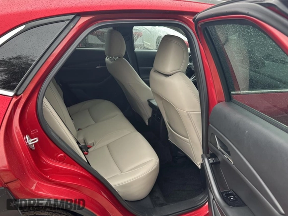 2024 Mazda CX-30 S Preferred z VIN 3MVDMBCM0RM614880, wystawiony jako Copart lot #86984534 z przebiegiem 1 967 mil mil oraz Czysty tytuł • Clean title. Historia ofert i sprzedaży dostępna na DreamBid. Obrazek 6.