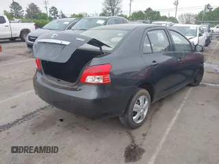 2007 Toyota Yaris with VIN JTDBT903571140435, listed as a IAAI auction lot 41947998 with 259,492 mi miles and . Bid and sale history available at DreamBid. Image 4.