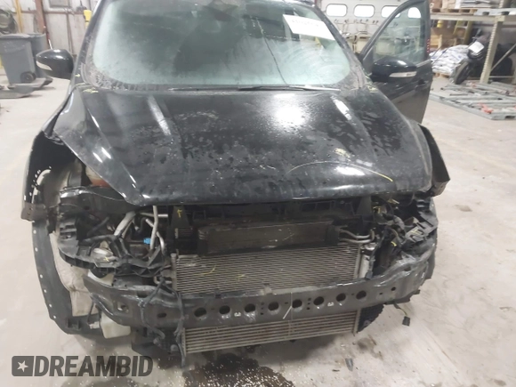 2017 Ford Escape Titanium with VIN 1FMCU9J9XHUB51401, listed as a IAAI auction lot 41025642 with 77,908 mi miles. Bid and sale history available at carsss.com. Image 6.