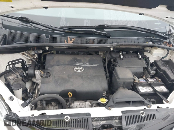 2012 Toyota Sienna LE AAS with VIN 5TDKK3DC3CS208853, listed as a IAAI auction lot 42205012 with 197,286 mi miles. Bid and sale history available at carsss.com. Image 10.