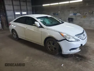2013 Hyundai Sonata GLS with VIN 5NPEB4AC7DH705760, listed as a Copart auction lot 52231325 with 139,631 mi miles and Salvage Title. Bid and sale history available at carsss.com. Image 4.