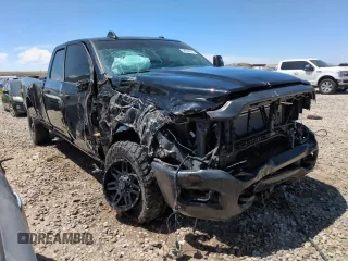 2024 Ram 2500 Tradesman z VIN 3C6UR5HLXRG209409, wystawiony jako Copart lot #58694365 z przebiegiem 28 761 mil mil oraz Szkoda całkowita • Salvage title. Historia ofert i sprzedaży dostępna na DreamBid. Obrazek 4.