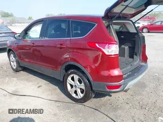 2016 Ford Escape SE with VIN 1FMCU0GX5GUB00842, listed as a IAAI auction lot 40167388 with 89,628 mi miles. Bid and sale history available at carsss.com. Image 3.