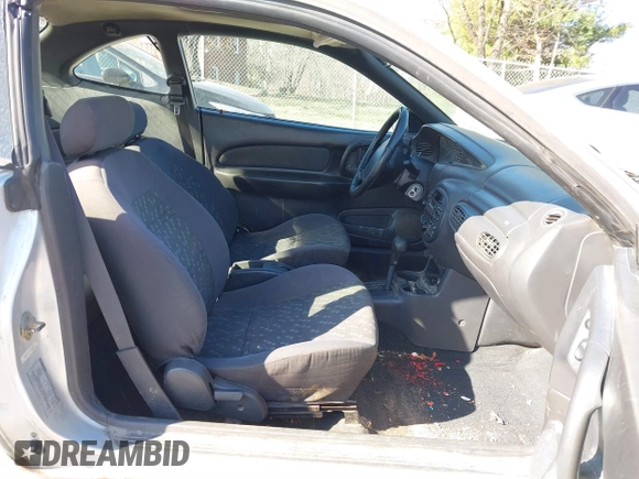 2001 Ford Escort ZX2 with VIN 3FAFP11321R241862, listed as a IAAI auction lot 41875706 with 284,720 mi miles. Bid and sale history available at carsss.com. Image 5.