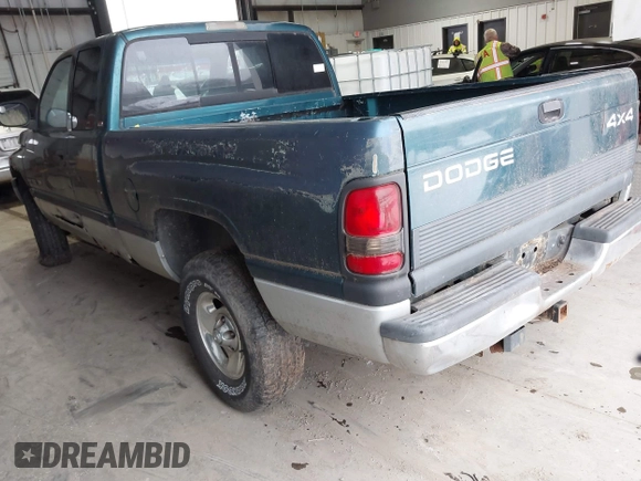 1998 Dodge 1500 z VIN 3B7HF13Z1WG234475, wystawiony jako IAAI lot #41523893 z przebiegiem 195 646 mil mil oraz . Historia ofert i sprzedaży dostępna na DreamBid. Obrazek 3.