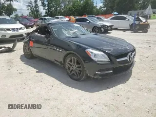 2014 Mercedes-Benz SLK 250 z VIN WDDPK4HA8EF076783, wystawiony jako Copart lot #61217085 z przebiegiem Nie podano mil oraz Szkoda całkowita • Salvage title. Historia ofert i sprzedaży dostępna na DreamBid. Obrazek 14.