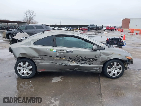 2006 Honda Civic Cpe LX with VIN 2HGFG11686H559025, listed as a IAAI auction lot 41564965 with 279,475 mi miles. Bid and sale history available at carsss.com. Image 14.