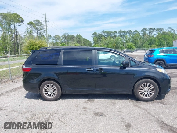 2015 Toyota Sienna XLE with VIN 5TDYK3DC9FS566344, listed as a IAAI auction lot 42049288 with 154,337 mi miles. Bid and sale history available at carsss.com. Image 13.