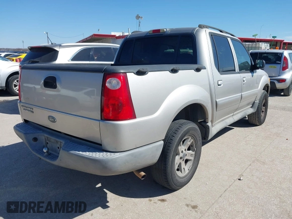 2005 Ford Explorer Sport Trac XLS z VIN 1FMZU67K75UA18027, wystawiony jako IAAI lot #41694106 z przebiegiem 144 900 mil mil oraz . Historia ofert i sprzedaży dostępna na DreamBid. Obrazek 4.