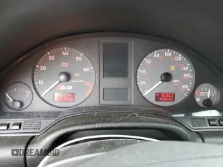 2001 Audi S8 z VIN WAUGU54DX1N012557, wystawiony jako Copart lot #85378574 z przebiegiem 102 562 mil mil oraz Tytuł czysty. Historia ofert i sprzedaży dostępna na DreamBid. Obrazek 9.