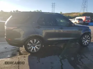 2018 Land Rover Discovery HSE with VIN SALRR2RV4JA061234, listed as a Copart auction lot 67729713 with 62,721 mi miles. Bid and sale history available at carsss.com. Image 3.
