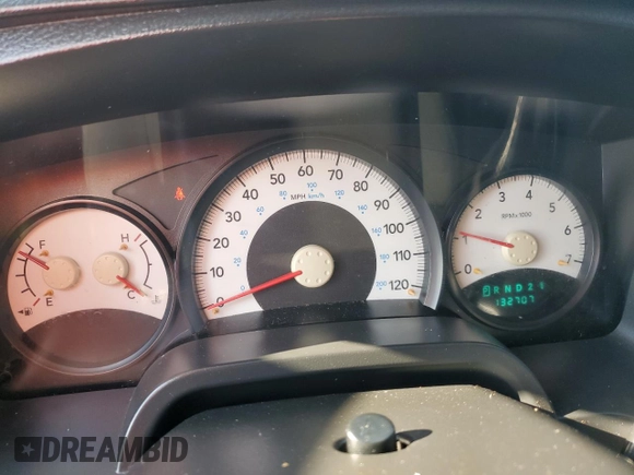 2008 Dodge Dakota SXT with VIN 1D7HE38K78S628610, listed as a Copart auction lot 74061034 with 132,707 mi miles and Salvage Title. Bid and sale history available at DreamBid. Image 9.