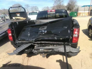 2018 Chevrolet Silverado 1500 LT with VIN 1GCVKREC9JZ256948, listed as a IAAI auction lot 41828882 with 63,209 mi miles. Bid and sale history available at carsss.com. Image 16.