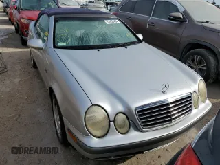 1999 Mercedes-Benz CLK 320/430 with VIN WDBLK65G9XT014132, listed as a Copart auction lot 75950404 with Not Provided miles and Non Repairable. Bid and sale history available at DreamBid. Image 5.