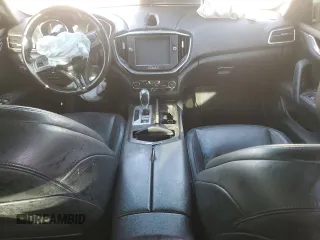 2014 Maserati Ghibli S Q4 z VIN ZAM57RTAXE1092970, wystawiony jako Copart lot #48617585 z przebiegiem 92 976 mil mil oraz Szkoda całkowita • Salvage title. Historia ofert i sprzedaży dostępna na DreamBid. Obrazek 8.
