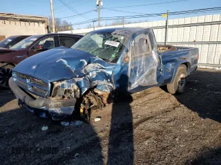 2003 Dodge Dakota с VIN 1D7GG36X13S132716, выставлен на аукционе Copart как лот 87844075 с пробегом Не указан миль и На запчасти • Non repairable. История ставок и продаж доступна на DreamBid. Изображение 1.