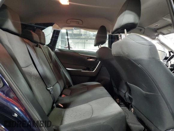2021 Toyota RAV4 XLE with VIN 2T3P1RFV7MW196605, listed as a Copart auction lot 63502735 with 32,150 mi miles and Salvage title. Bid and sale history available at DreamBid. Image 11.